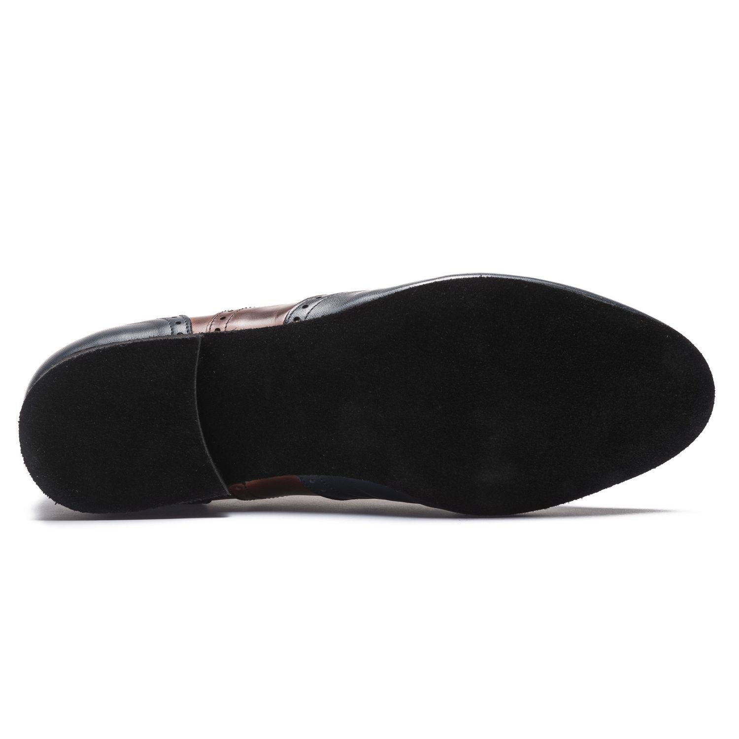 Die Unteransicht der 2158 Ruben Tanzschuhe in Dunkelblau & Braun von Rumpf zeigt eine strukturierte Sohle.